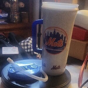 New York Mets Souvenir Cup with Blue Handle